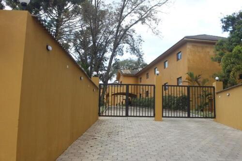 Paradies Hotel Express Jarinu Εξωτερικό φωτογραφία